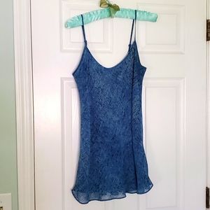 🦋Cabi xs multi blue camisole top